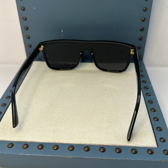 New Authentic Gucci Grey Browline Men's Sunglasses GG0748S 001 59. - Picture 10 of 14